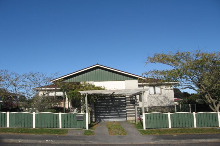 Photo of property in 21 Brandon Street, Otaki, 5512