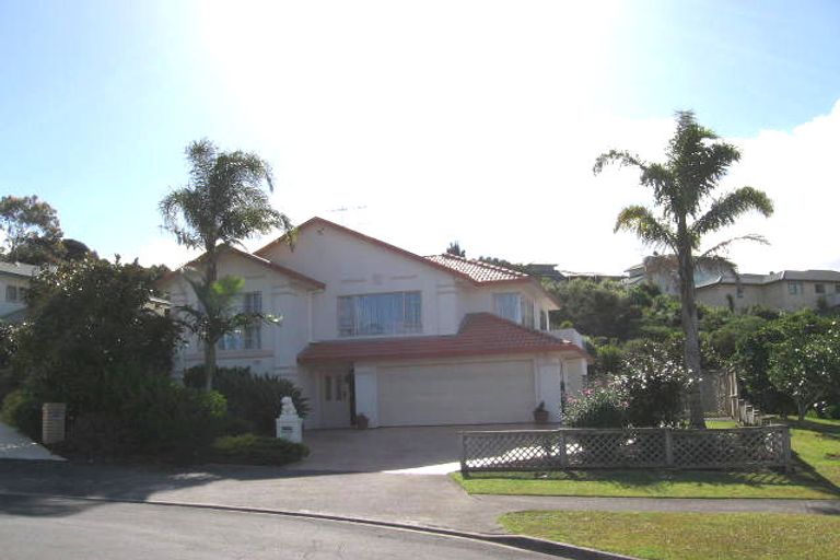 Photo of property in 27 Westminster Gardens, Unsworth Heights, Auckland, 0632