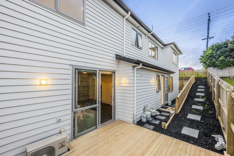 Photo of property in 245a Hobsonville Road, Hobsonville, Auckland, 0618