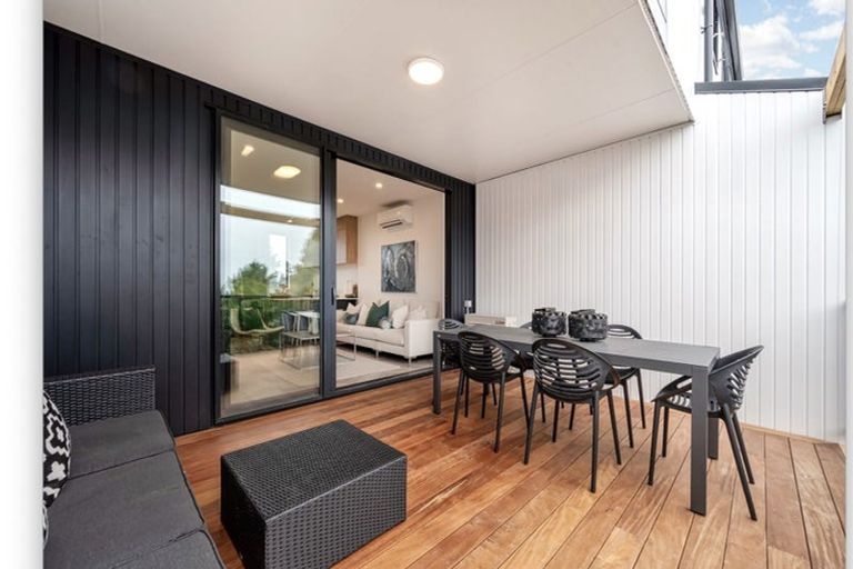 Photo of property in 11/8 Bennett Road, Pakuranga, Auckland, 2010