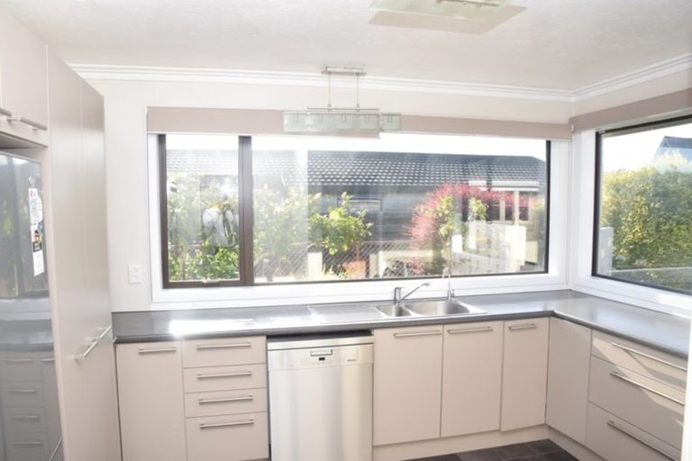 Photo of property in 12 Falcon Street, Newfield, Invercargill, 9812