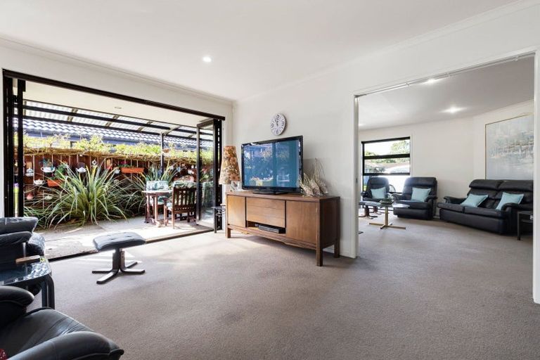 Photo of property in 13 Edgeview Crescent, Fitzroy, Hamilton, 3206