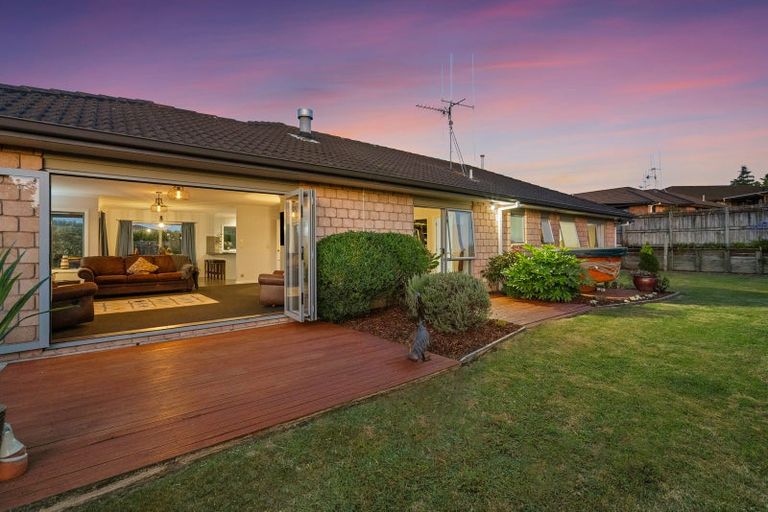 Photo of property in 33 Woodleigh Place, Ohauiti, Tauranga, 3112