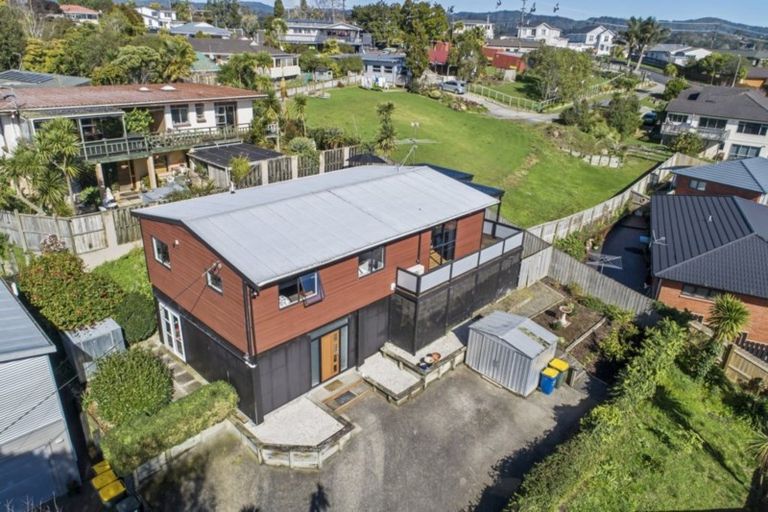 Photo of property in 63 Simpson Road, Ranui, Auckland, 0612