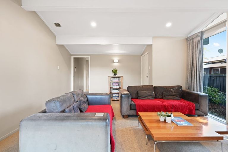 Photo of property in 8 Fleming Place, Chedworth, Hamilton, 3210