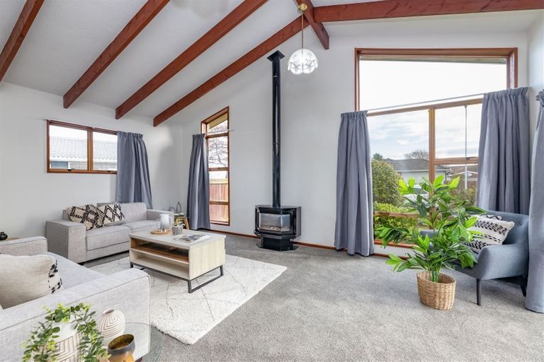 Photo of property in 12 Claymore Street, Woolston, Christchurch, 8062