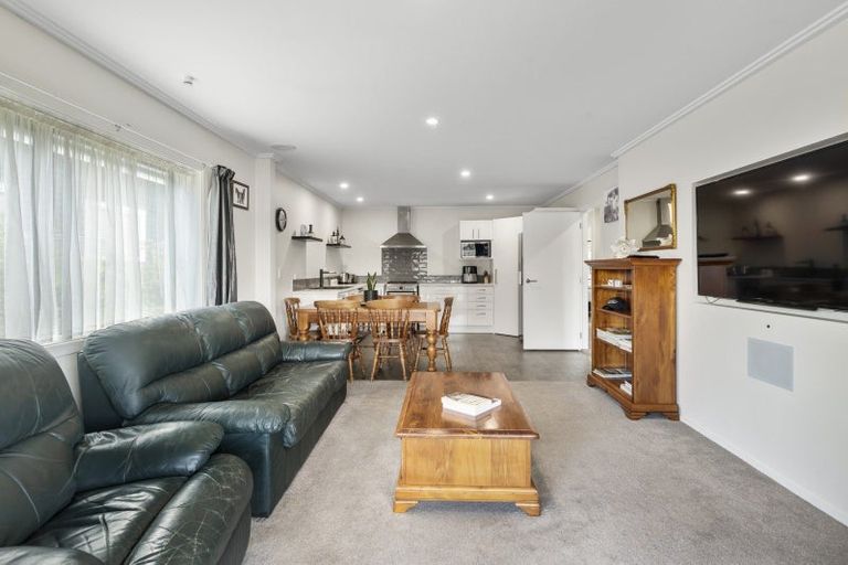 Photo of property in 130 Kenrigg Road, Kinloch, Taupo, 3377