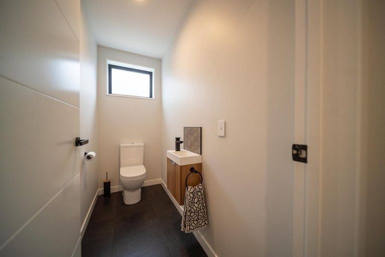 Photo of property in 8 Mulbury Way, Lower Shotover, Queenstown, 9304