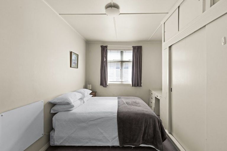 Photo of property in 65 Wellesley Road, Napier South, Napier, 4110