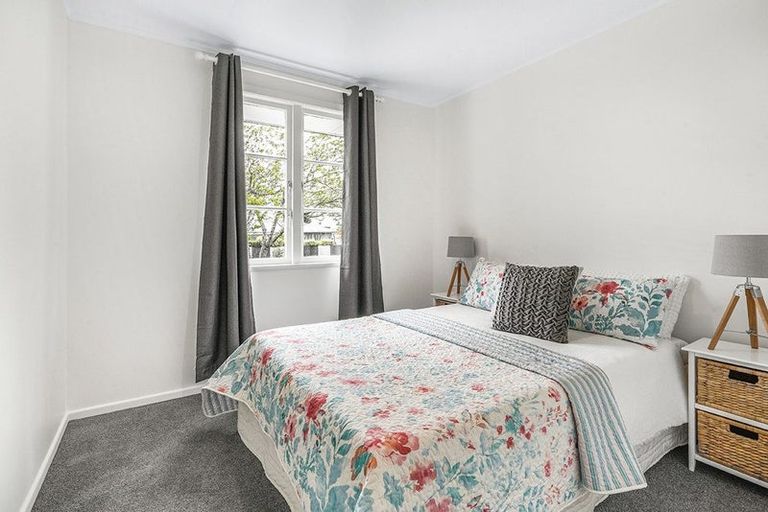 Photo of property in 24 Glenview Terrace, Glenview, Hamilton, 3206