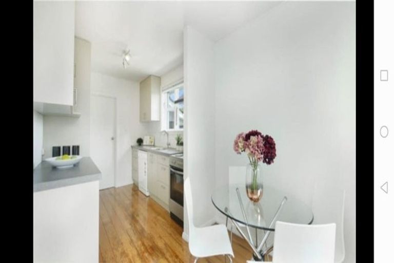 Photo of property in 3 Bateman Avenue, Bryndwr, Christchurch, 8053