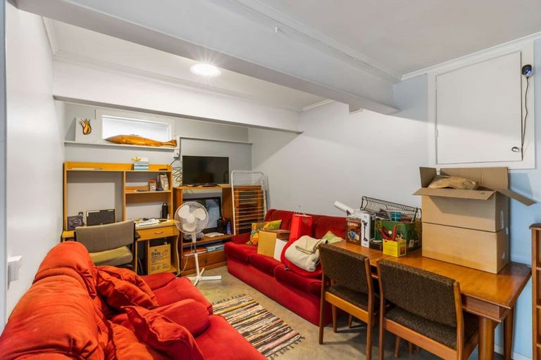 Photo of property in 26 Kaikoura Street, Henderson, Auckland, 0612