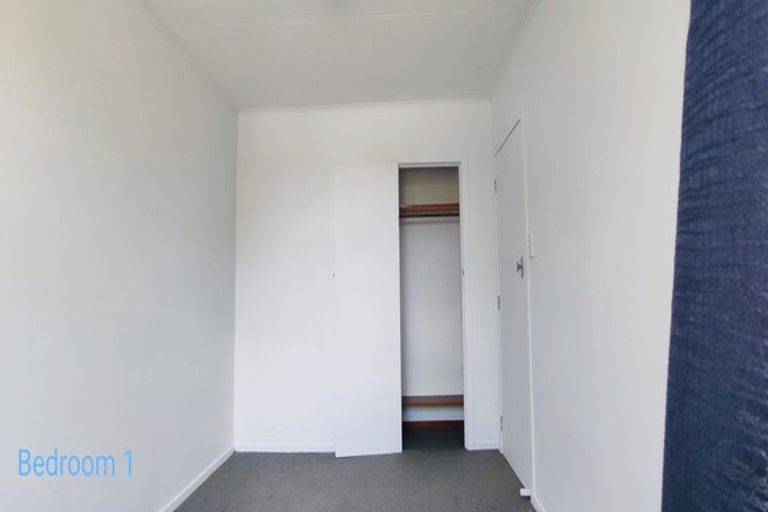 Photo of property in 8 Granby Place, Westown, New Plymouth, 4310