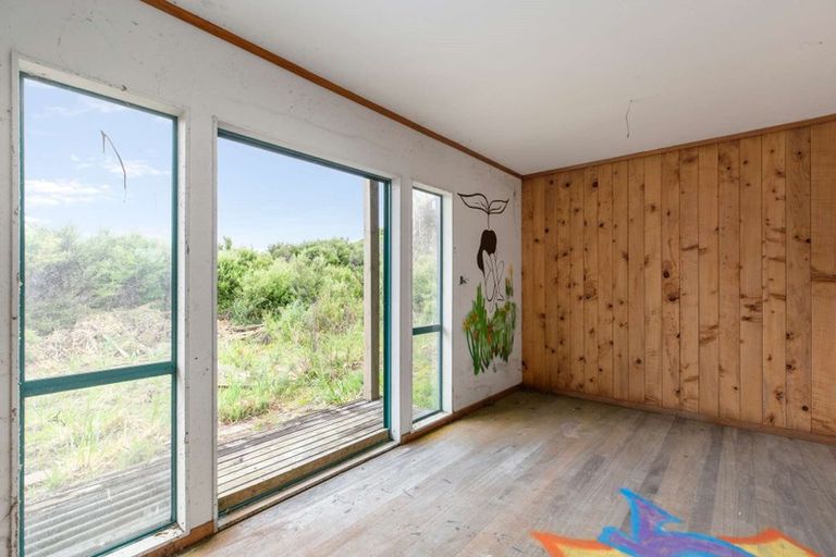 Photo of property in 112 Lone Kauri Road, Karekare, New Lynn, 0772