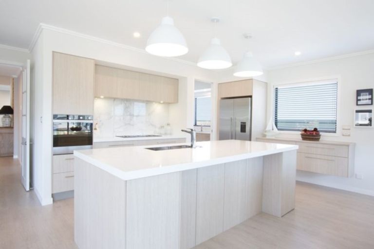 Photo of property in 50 William Andrew Road, Pukekohe, 2120