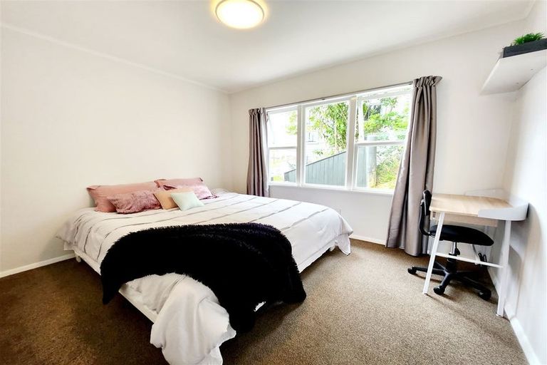 Photo of property in 70 Lord Street, Stokes Valley, Lower Hutt, 5019