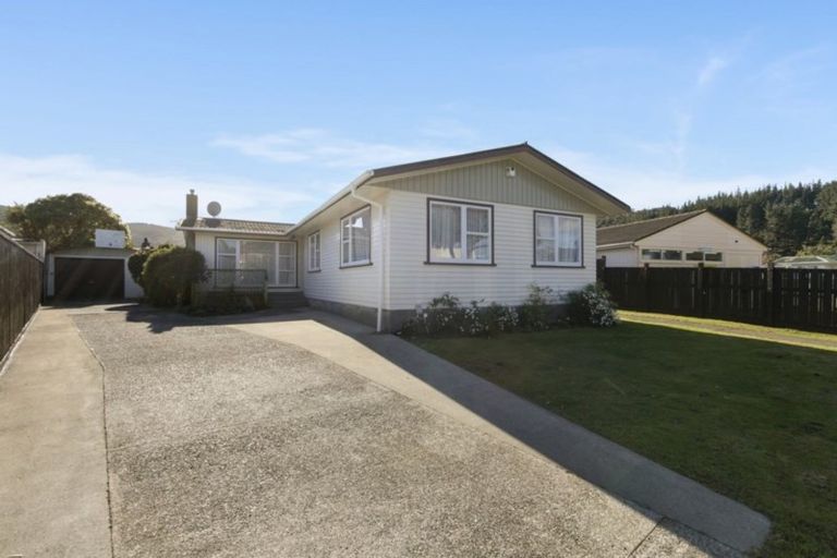 Photo of property in 57 Parkway, Wainuiomata, Lower Hutt, 5014