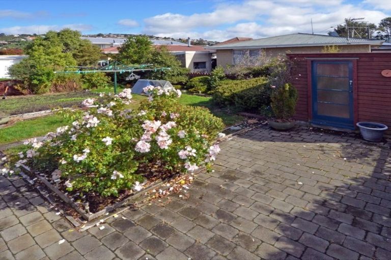 Photo of property in 42a Hargest Crescent, Saint Kilda, Dunedin, 9012