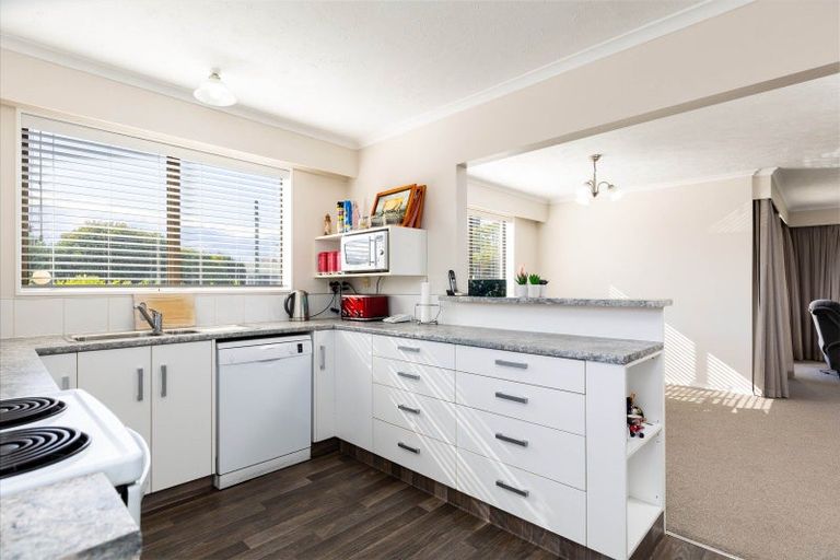 Photo of property in 2 Harris Place, Redwoodtown, Blenheim, 7201