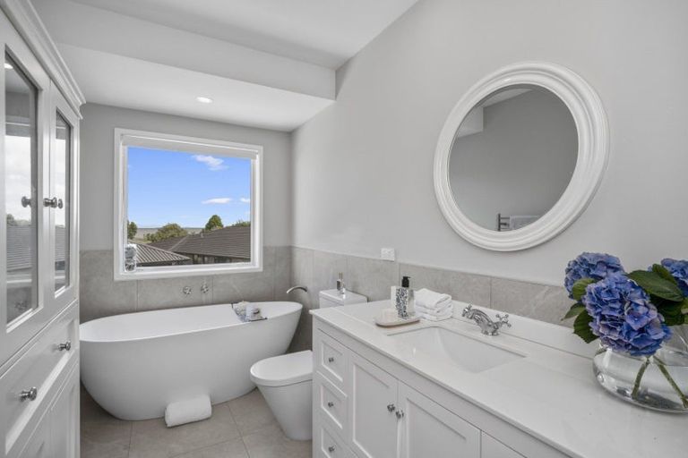 Photo of property in 262 Hamurana Road, Omokoroa, 3114