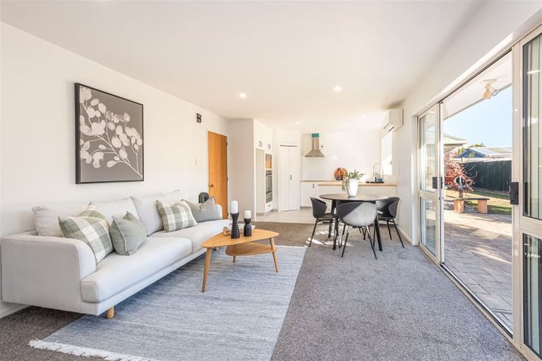 Photo of property in 45 Showgate Avenue, Sockburn, Christchurch, 8042