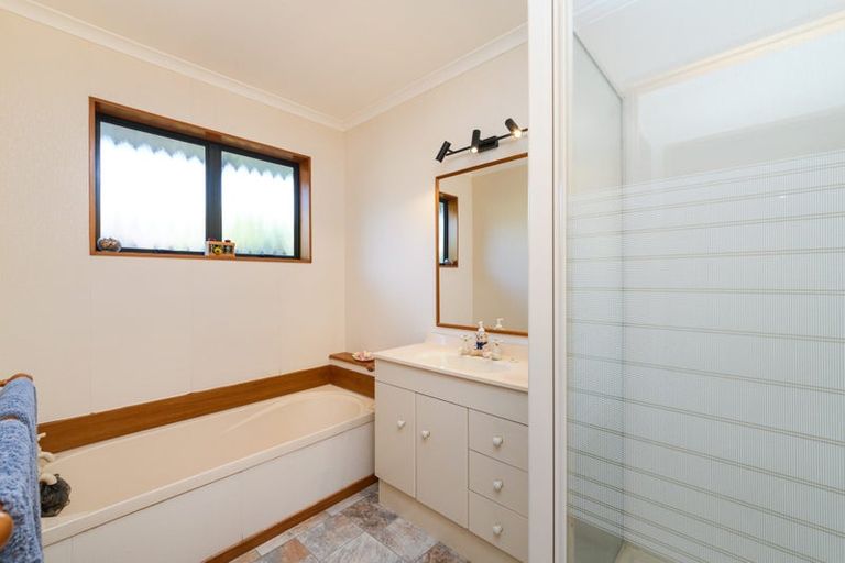 Photo of property in 206 Park Road, Hokowhitu, Palmerston North, 4410