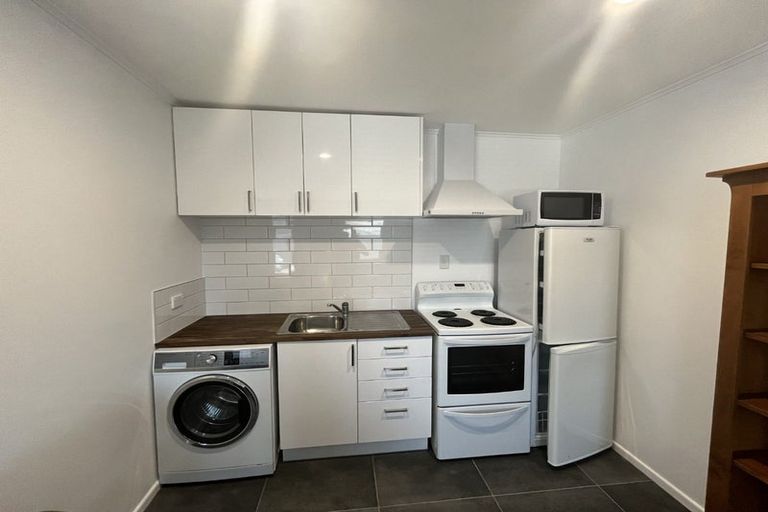 Photo of property in 11/335 Kennedy Road, Pirimai, Napier, 4112