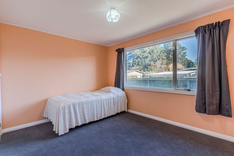 Photo of property in 17 Viscount Road, Waldronville, Dunedin, 9018