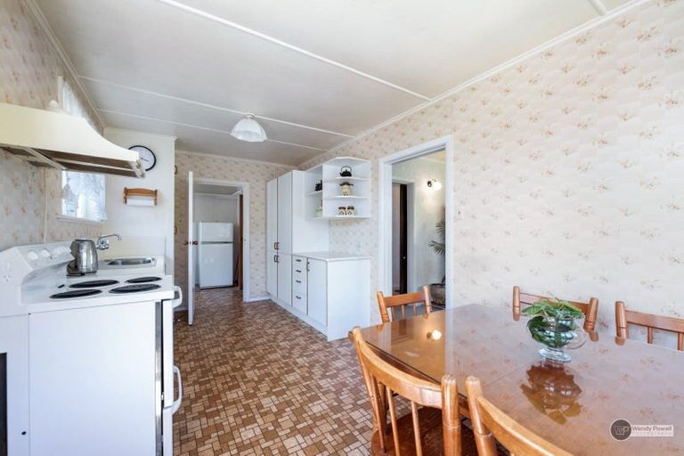 Photo of property in 8 Hector Grove, Trentham, Upper Hutt, 5018