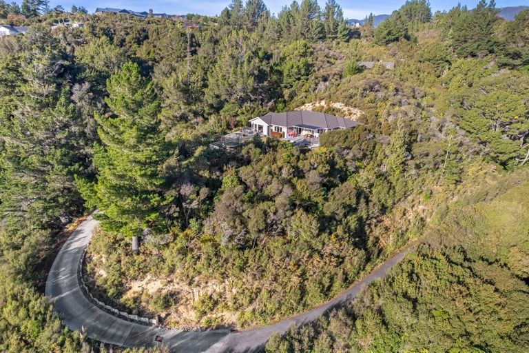 Photo of property in 29 Mt Marua Drive, Timberlea, Upper Hutt, 5018