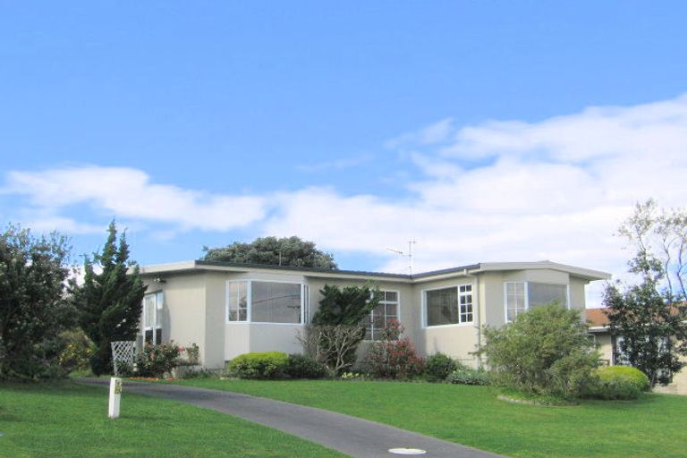 Photo of property in 63 Pitau Road, Mount Maunganui, 3116