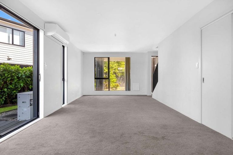 Photo of property in 49 Marumaru Lane, Manurewa, Auckland, 2102