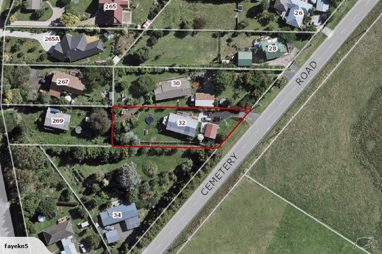 Photo of property in 32 Cemetery Road, Waiuku, 2123