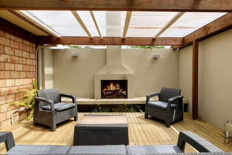 Photo of property in 27 Sovereign Drive, Papamoa Beach, Papamoa, 3118