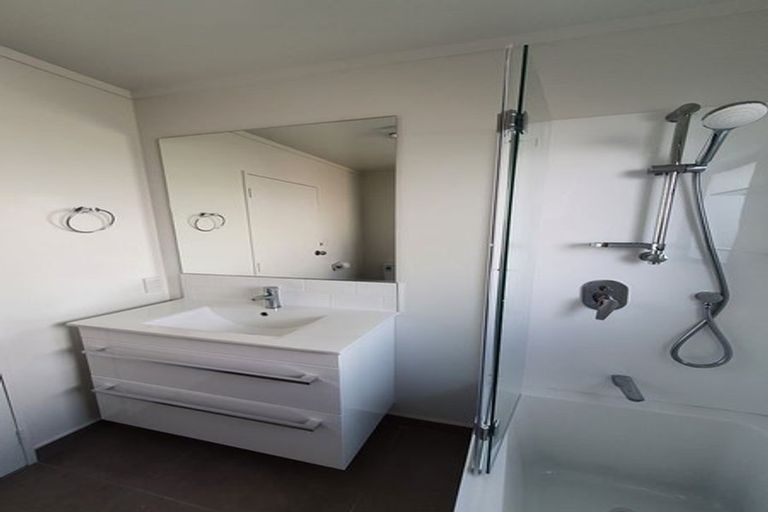 Photo of property in 26 Kentwood Drive, Woodridge, Wellington, 6037