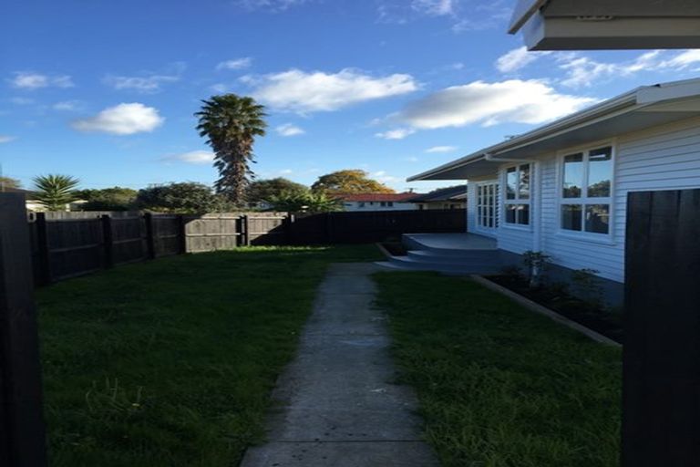 Photo of property in 8 White Road, Manurewa, Auckland, 2102