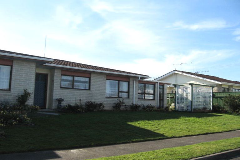 Photo of property in 4 Antrim Place, Springvale, Whanganui, 4501