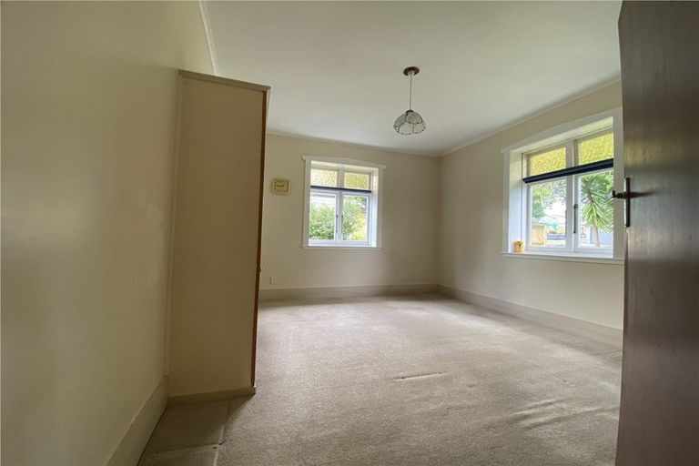 Photo of property in 5 Oak Street, Royal Oak, Auckland, 1023