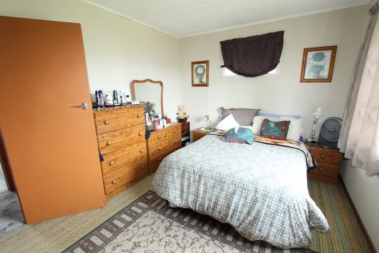 Photo of property in 100 Elizabeth Drive, Tokoroa, 3420