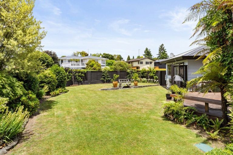 Photo of property in 1 Boundary Road, Waipahihi, Taupo, 3330