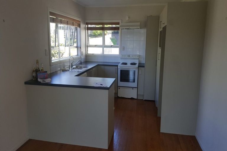Photo of property in 115 Browns Bay Road, Browns Bay, Auckland, 0630