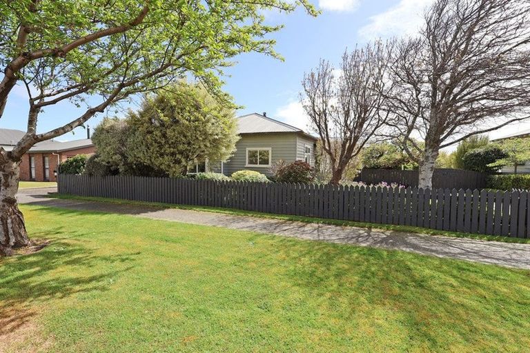 Photo of property in 72 Mitchell Street, Richmond, Invercargill, 9810