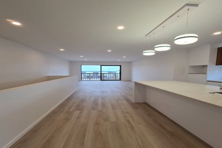 Photo of property in 14a Kotahitanga Street, Papakura, 2110