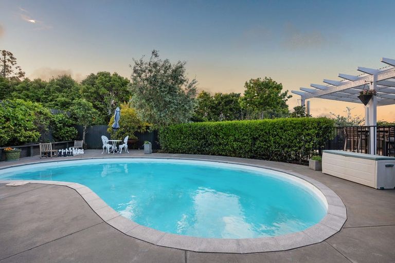 Photo of property in 48 Marlborough Avenue, Glenfield, Auckland, 0629