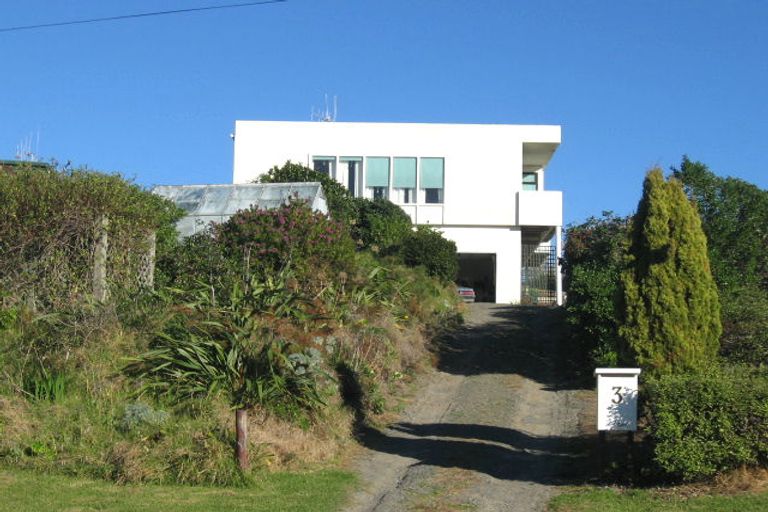 Photo of property in 3 Rata Street, Otaki Beach, Otaki, 5512