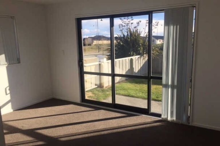 Photo of property in 10 Waipara Road, Pegasus, 7612