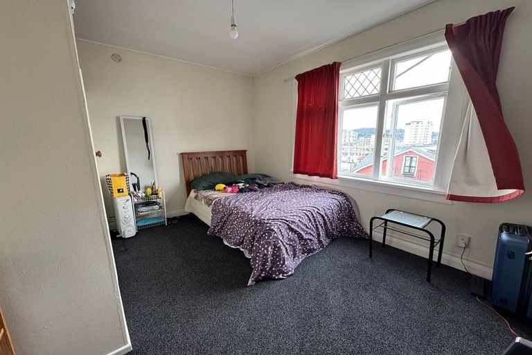 Photo of property in 4 Levy Street, Mount Victoria, Wellington, 6011