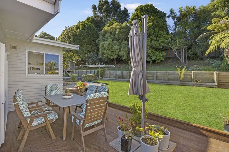 Photo of property in 73 Saffron Street, Birkdale, Auckland, 0626