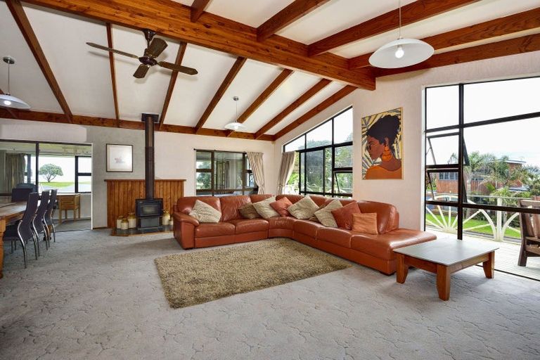 Photo of property in 5 Bill Nolan Place, Mahia, 4198