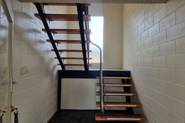 Photo of property in 5-7 Herriot Street, Richmond, Invercargill, 9810